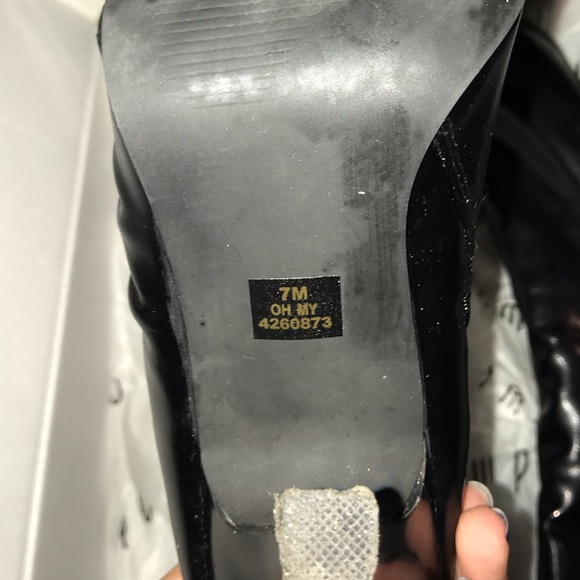 Black faux leather heel boots - Picture 6 of 8